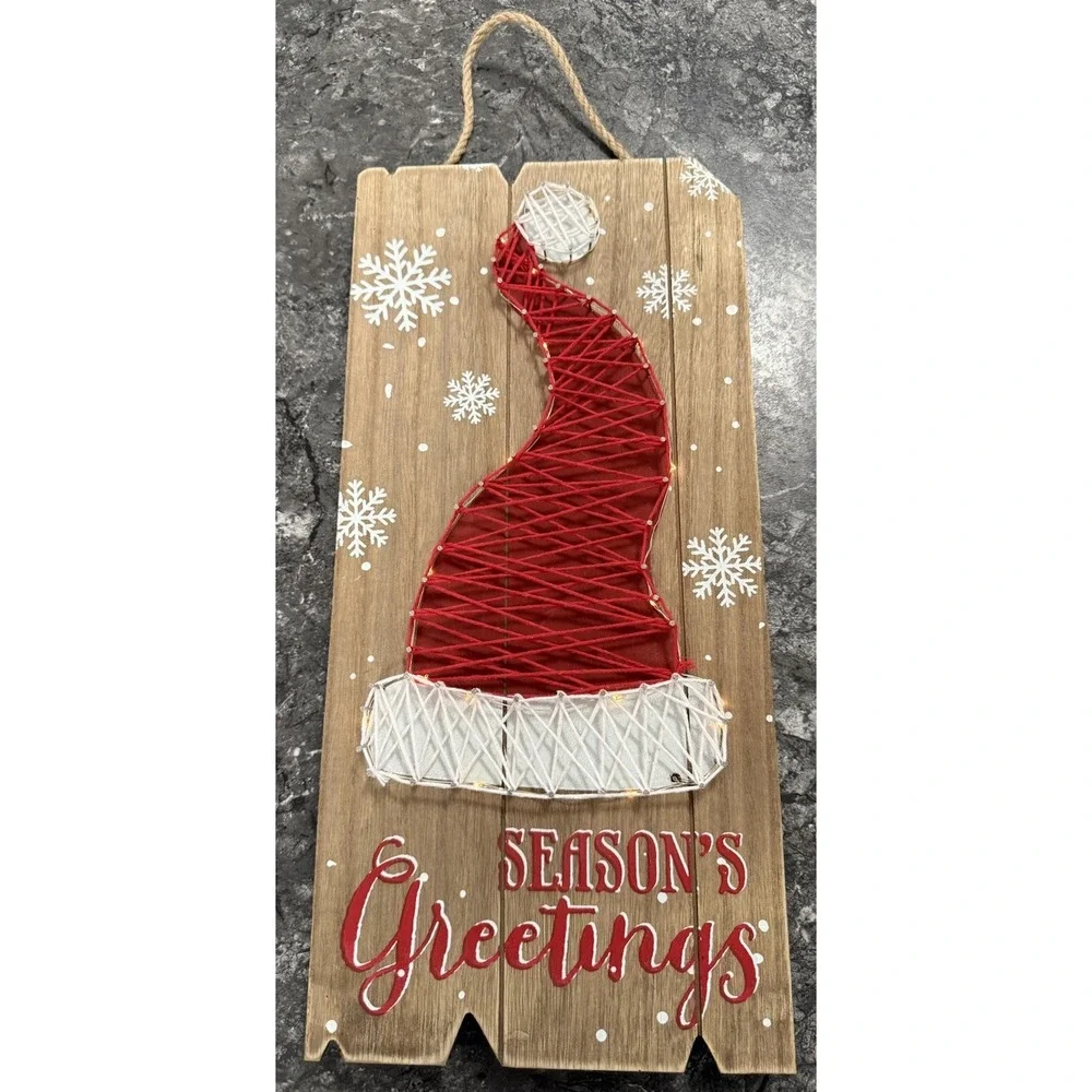 Christmas String Art Light Up Santa‎ Hat Seasons Greetings WORKS